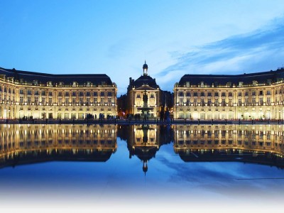 Bordeaux de nuit